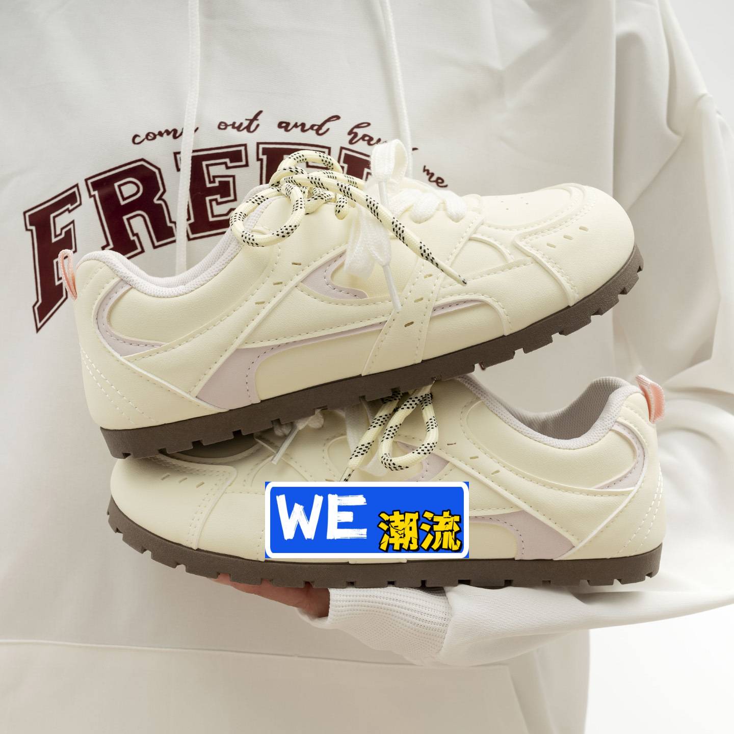 王冠鞋业女鞋奶黄百搭板鞋新款夏季网面透气时尚休闲低帮系带轻便