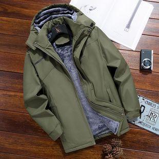 男装冬装户外宽松休闲加大码登山服加绒加厚保暖冲锋衣大码棉衣