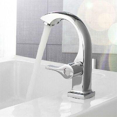 Chrome Single Handle Bathroom Basin Faucets Deck Mounted