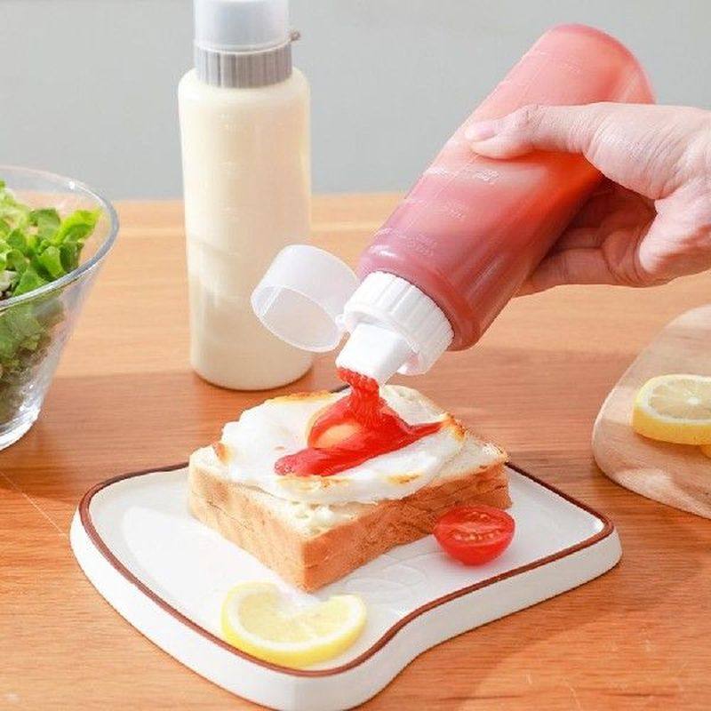 4pcs plastic salad dressing ketchup sauce bottle with scale