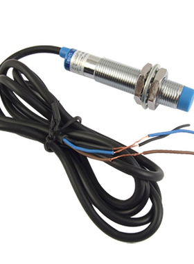 DC 636V PNP NO 3wire 4mm Cylindrical Inductive Proximity Sen