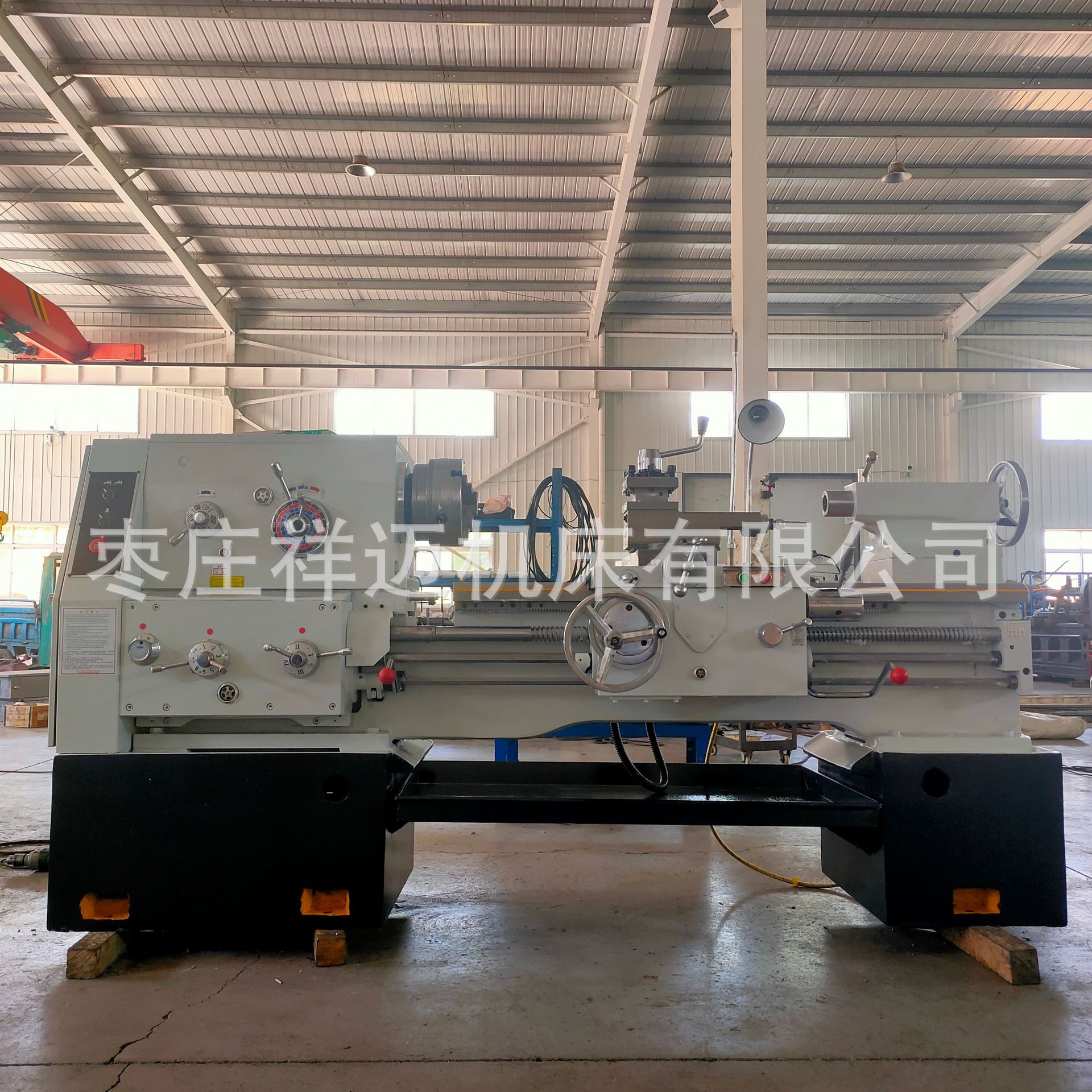 C6250*1000车床三爪卡盘马鞍数显