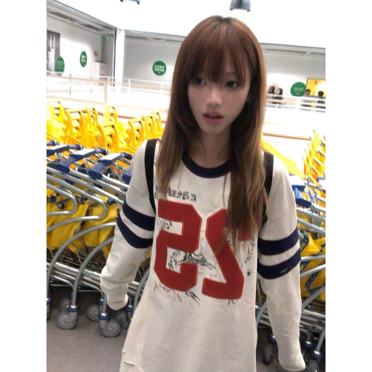 美式复古白色长袖t恤女早秋季2026新款宽松运动风设计感小众上衣