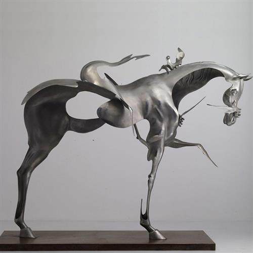 供应大型不锈钢动物牛金属雕塑室外景观广场不锈钢耕牛拓荒牛雕塑