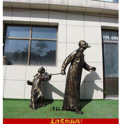 打铁匠玻璃钢雕塑民俗仿铜商业街步行街雕塑景观园林新农村打铁