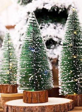 Pohon Natal Mini dengan Lampu Tali Pohon Natal Kecil