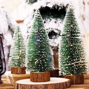 Pohon Natal Mini dengan Lampu Tali Pohon Natal Kecil