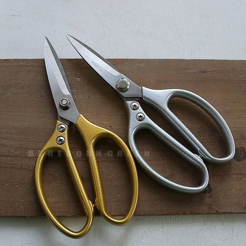 A Pair of Scissors All Steel Material Weight Gardening