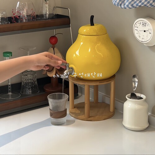 冷水壶竟然是大鸭梨变得！？