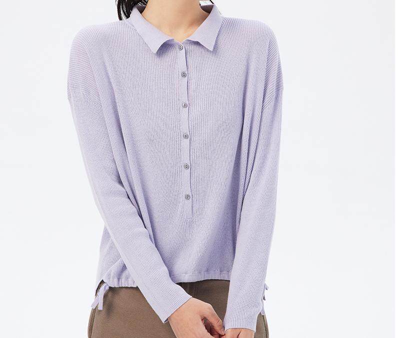 斯琴2023春新棉麻混纺紫色翻领套头抽绳薄款针织衫BCCB00307 799