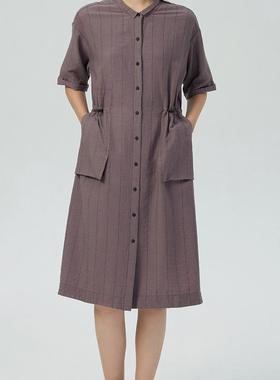 斯琴2022夏季新灰紫色条纹翻领单排扣收腰连衣裙BBXQ01287 1380