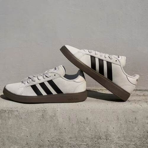 adidasGRANDCOURT面包板鞋男女
