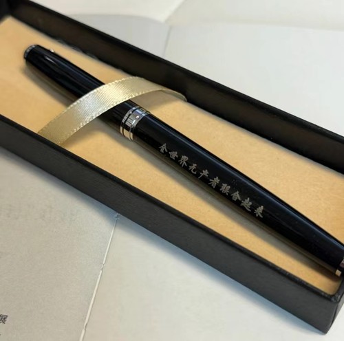 『编译·文创』签字笔 全金属材质 金属烤漆 重手感 礼盒923款 · 三种文字样式，双色可选！礼物送朋友文艺风高档
