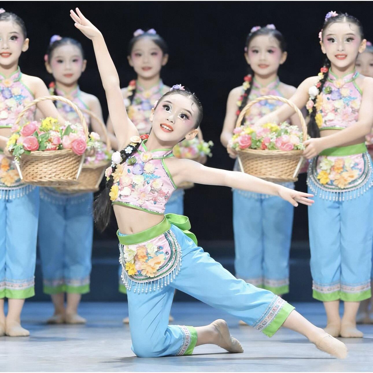 新款南泥湾舞蹈服采花儿挑挑舞蹈花篮演出服儿童秧歌服喜庆表演服