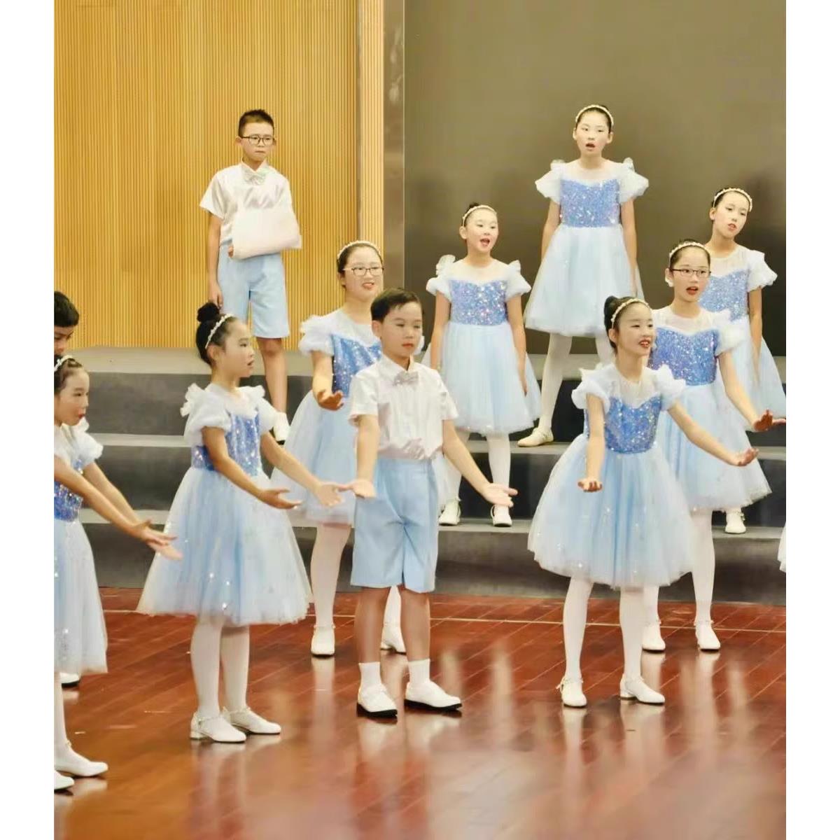 六一儿童合唱服演出服中小学生大合唱团诗歌朗诵表演服主持人服装