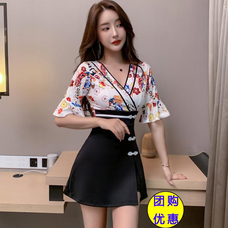 新款减龄足店女技师工作服时尚印花连衣裙显瘦气质疗沐足按摩套装