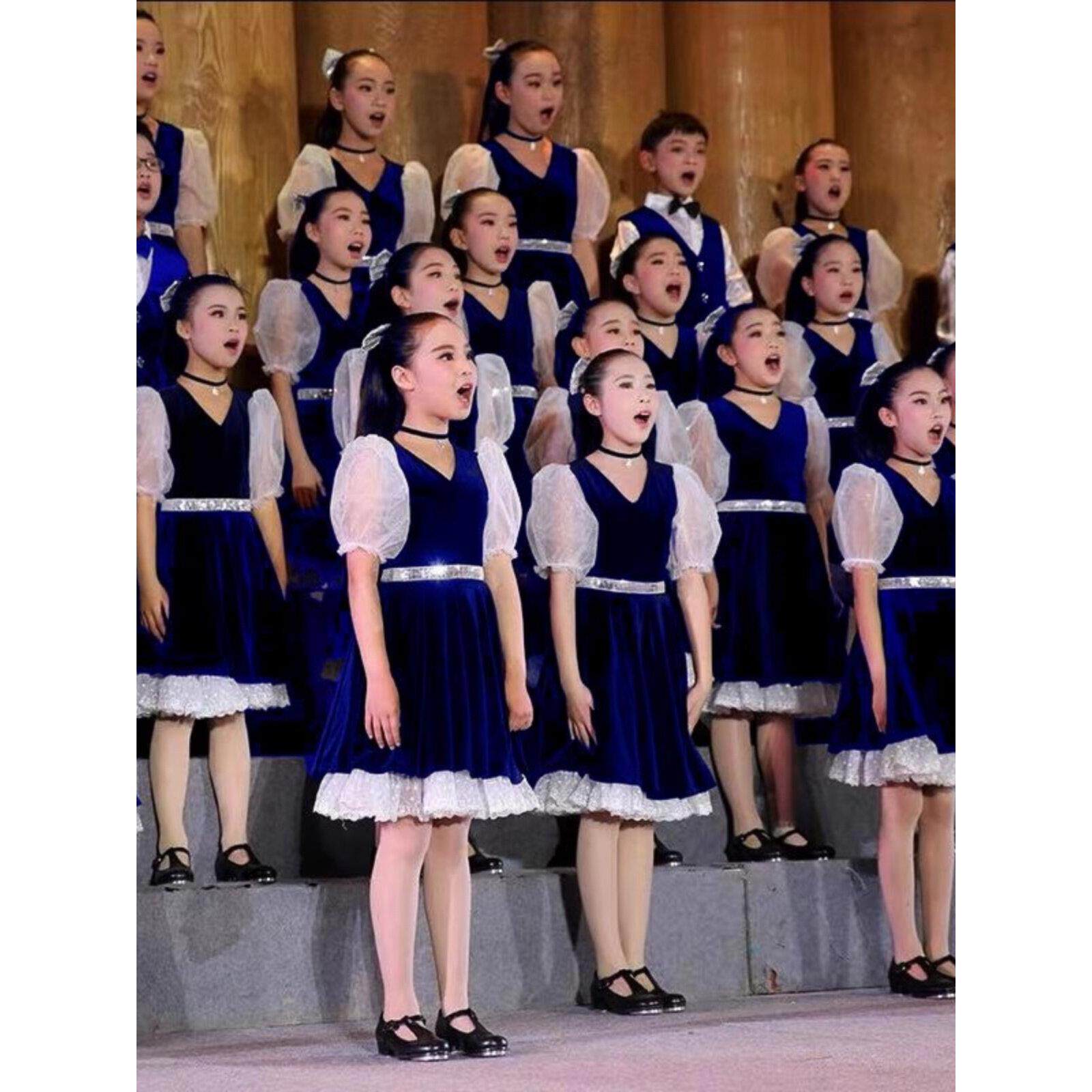 六一儿童合唱服演出服男女大合唱背带裤中小学生合唱诗歌朗诵服装