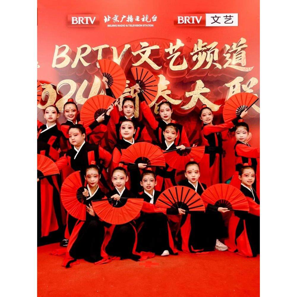 元旦红昭扇子舞蹈服象王行演出国学汉服侠客儿童中国风古典舞服装