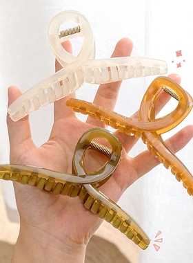 The big shark clipper and the high ponytail fixer don't hurt