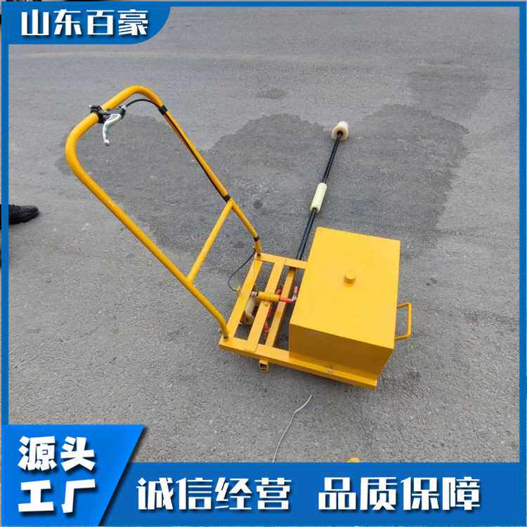 供应便携式钢轨专用涂油机 手动轨道螺栓刷油机 安全高效