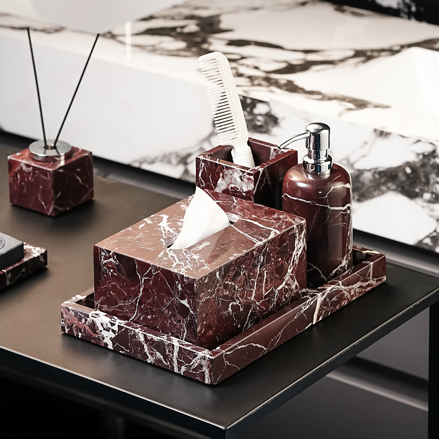 轻奢风卫生间紫罗红大理石抽纸盒