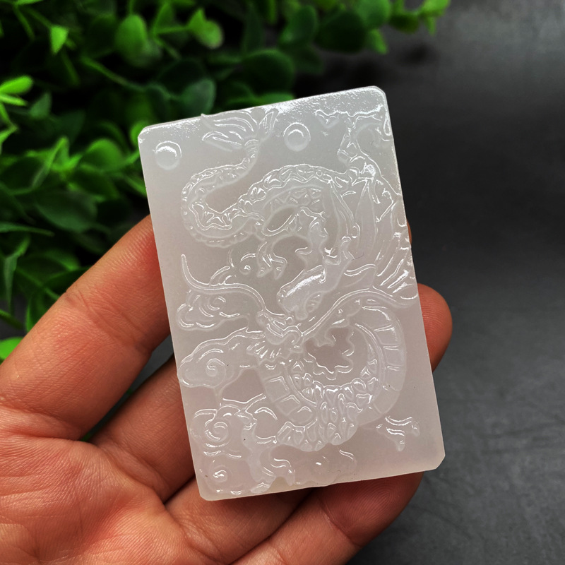 阿富汗白玉龙牌吊坠男女毛衣链商务礼品挂件颈饰展会优选