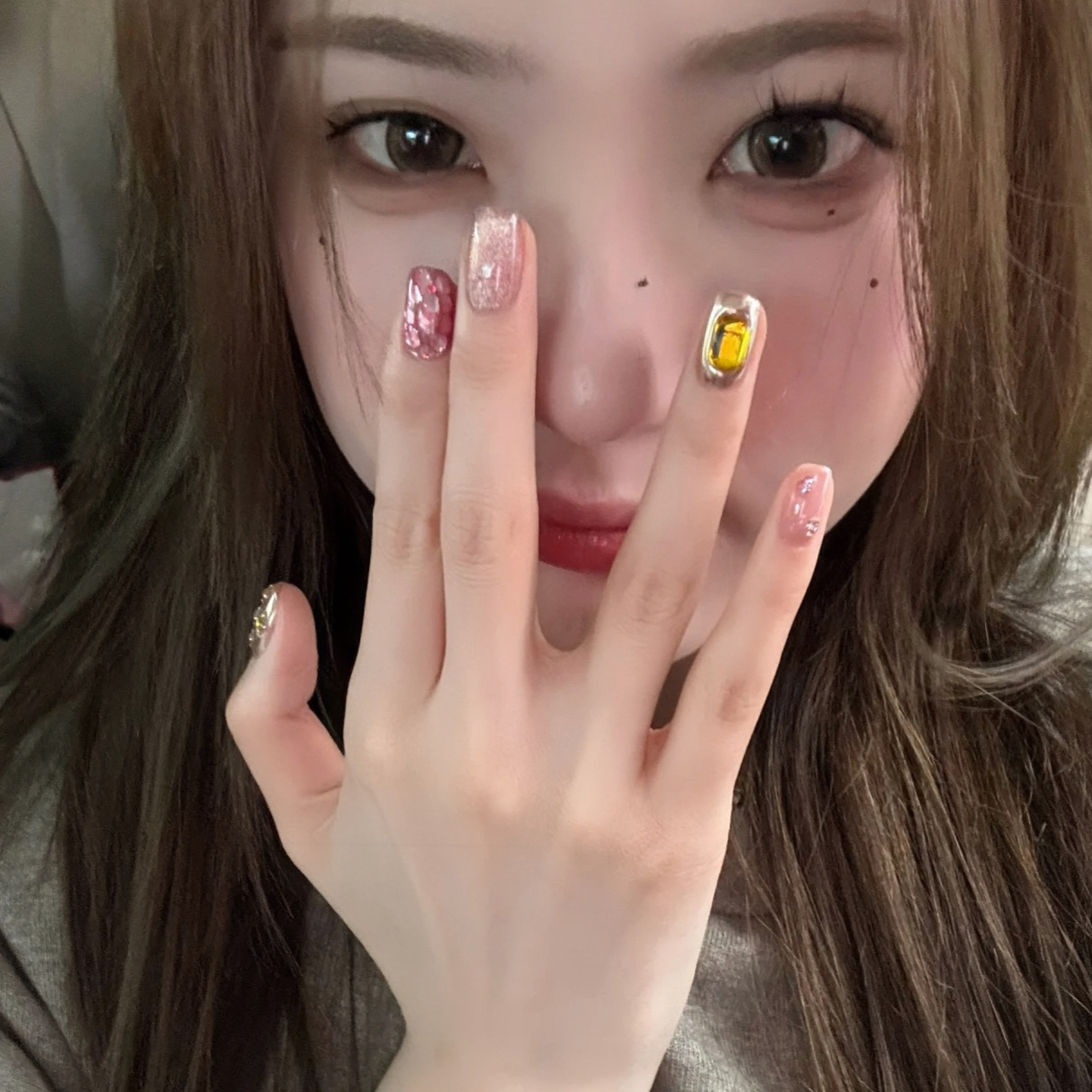 艺人手工美甲穿戴甲短款y2k甜妹美甲贴片秋冬款小众显白高级感