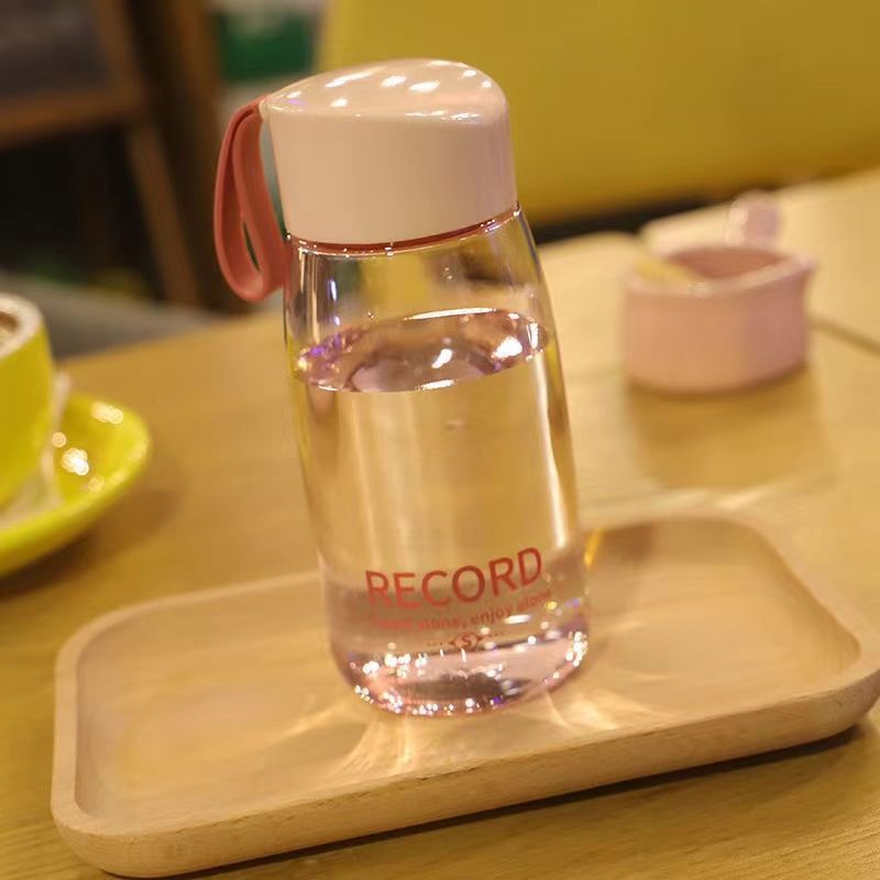 运动简约塑料运动韩版大容量耐摔ins提绳高颜值水杯耐热水杯便携