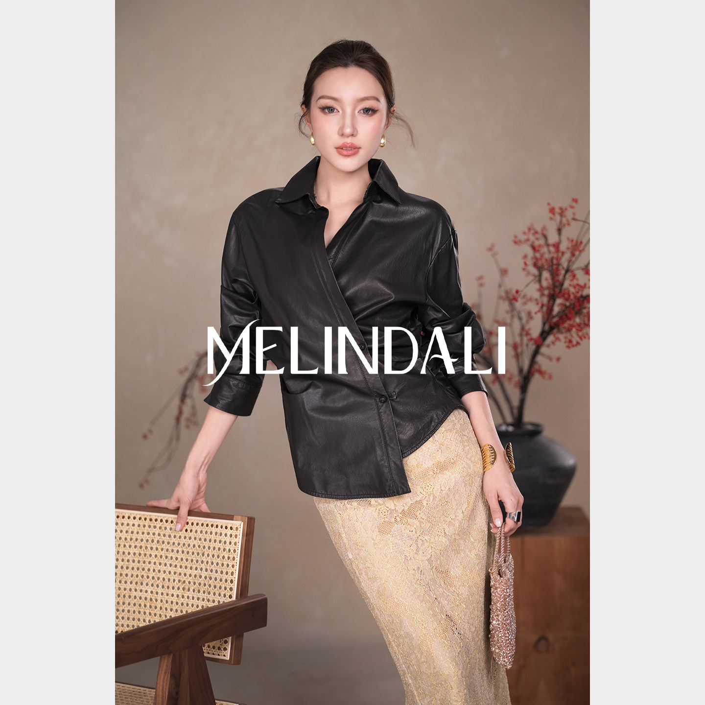 MELINDA LI【植鞣美学】植鞣绵羊皮斜门襟抽褶收腰设计感真皮衬衫