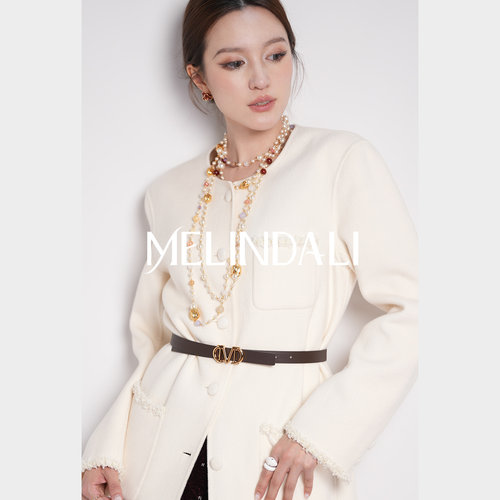MelindaLi白色长大衣