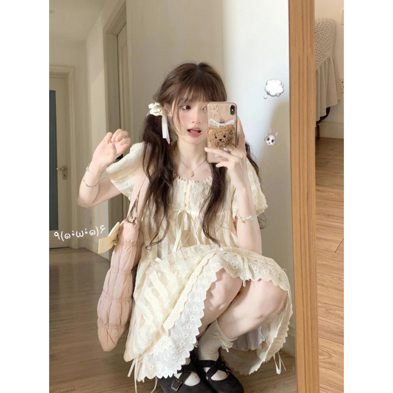高级蕾丝可爱甜美碎花连衣裙女学生夏季新款减龄显瘦a字裙花苞裙