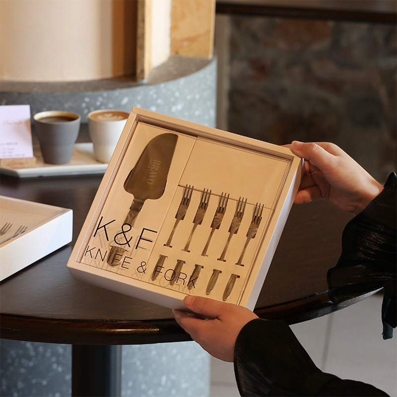 定制高级不锈钢蛋糕刀叉餐具生日蛋糕餐盘蜡烛帽子套装包装盒子,厨房/烹饪用具,点心包装盒/包装袋,淘宝优惠券,粉丝福利购,淘宝优惠卷