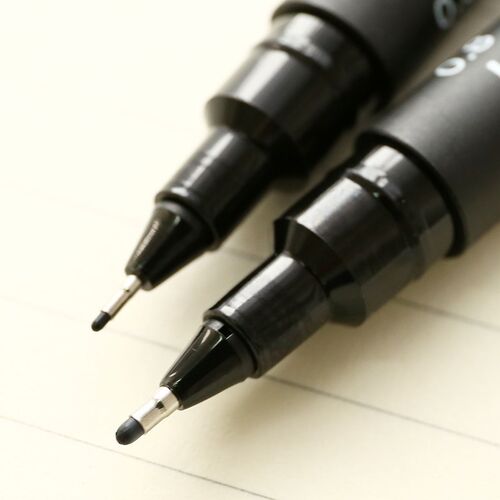 1pcs UNI Needle Pen Art Student Drawing Hook Pen PIN 200 St
