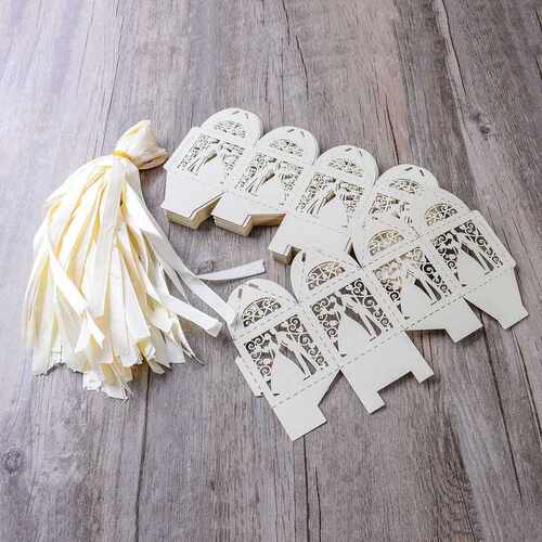 100pcs Couple Design Luxury Lase Cut Wedding Sweets Candy Gi