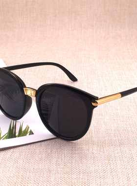 Classic Round Vintage Sunglasses Women Fashion Brand Design