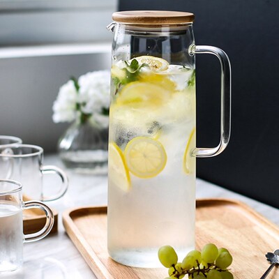 1.7L Glass Water Pitcher with Handle and Bamboo Lid Drip-Fre