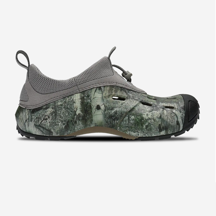 卡骆驰简约时尚洞洞鞋211109