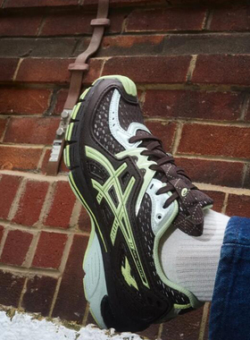 ASICS UB12-S GEL-SD-LYTE 透气防滑耐磨 联名跑鞋1203A665 300