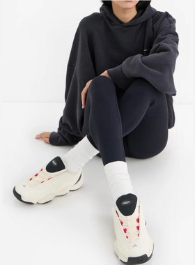 Adidas x Hal Studios Intimidation 防滑耐磨 联名跑鞋 IH3922