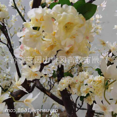 园艺装饰仿真桃花树商场景区服装展会假树装饰人造美化工程树