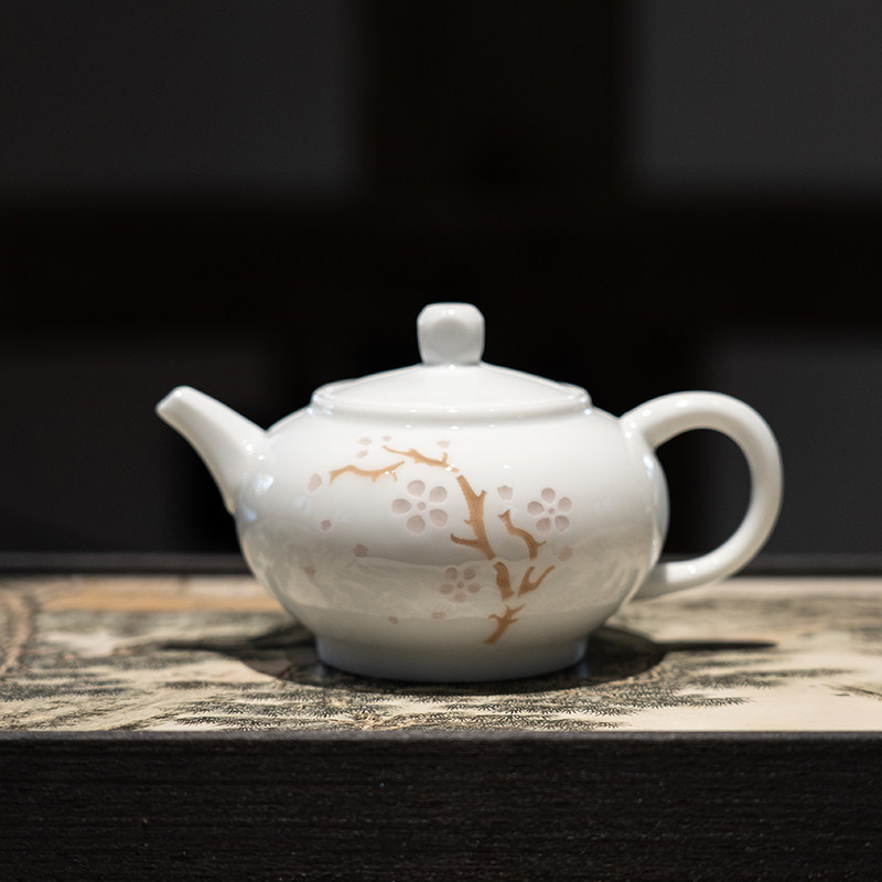 望龙陶瓷彩玲珑梅花茶具