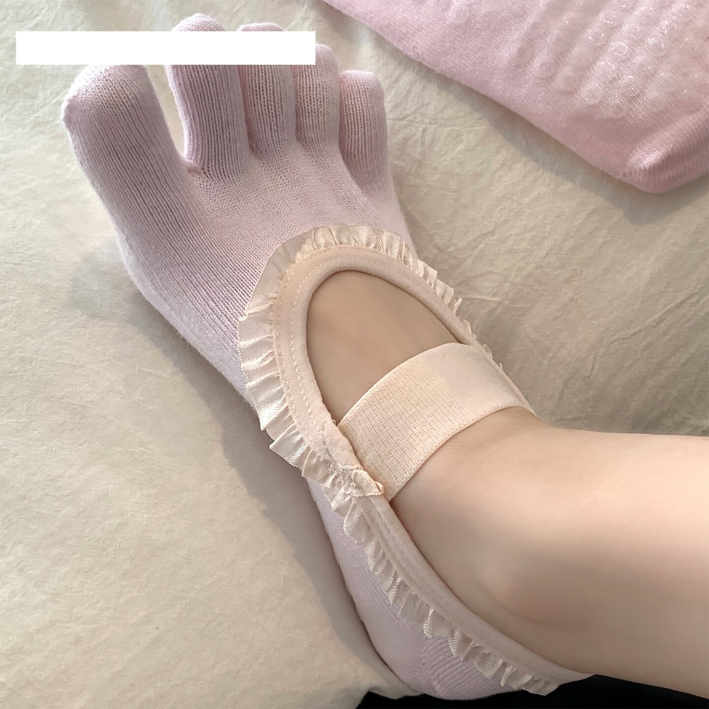 蕾丝瑜伽袜女防滑袜女防滑透气船袜不勒脚专业运动健身成人地板袜