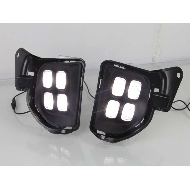 适用于Toyota hiace14-16年丰田海狮四眼日行灯改装led日间行车灯