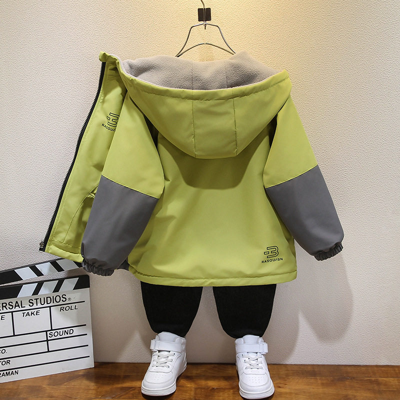 男童秋冬加绒双面穿外套2025新款儿童冲锋衣春秋上衣中大童两面穿