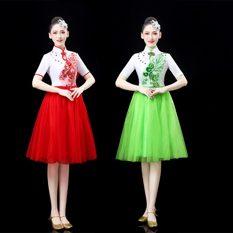 大合唱演出伴舞中长裙女现代舞蹈服装初中学生合唱诗歌朗诵演出服