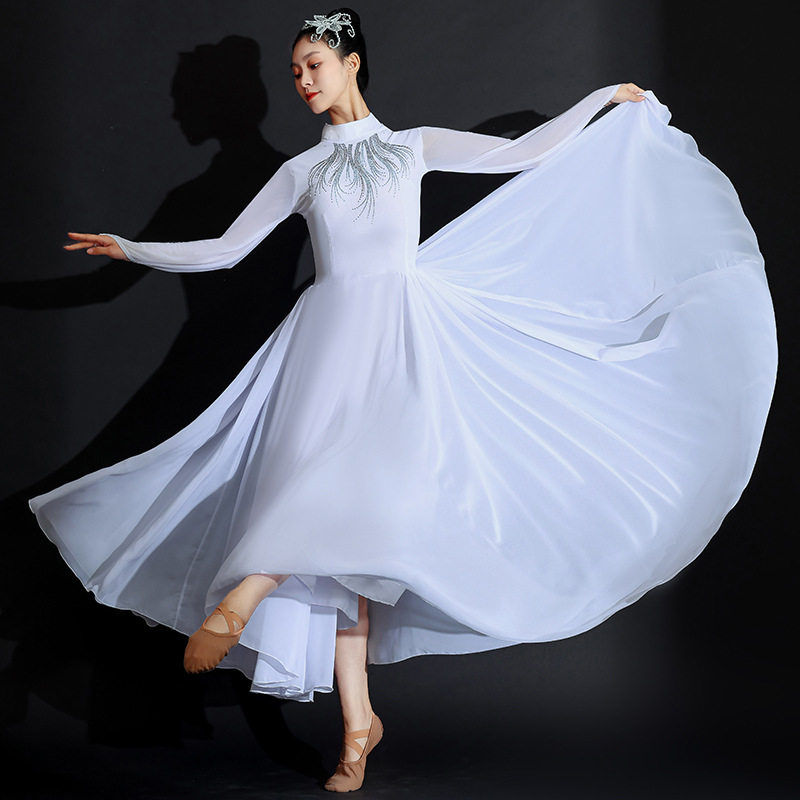 古典舞演出服女飘逸新款中国风现代舞蹈服装仙气开场舞大摆裙套装