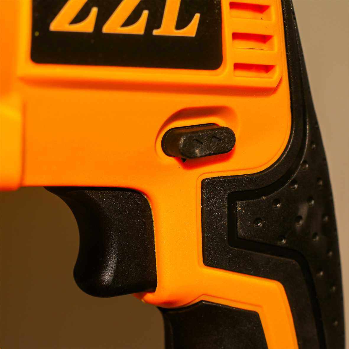 新款直销轻型无刷电锤充电式锂电电锤大功率无刷电锤电镐小型家用,五金/工具,电锤,淘宝优惠券,粉丝福利购,淘宝优惠卷