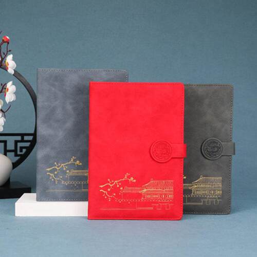 新款直销笔记本礼盒套装国潮故宫A5记事本手账本会议记录本加厚耐