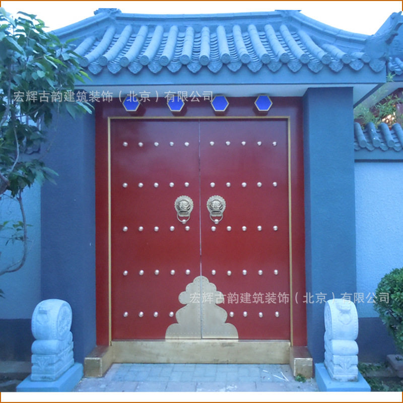 仿古松木红色大门 庭院实木大门厂家 老北京四合院古典木门