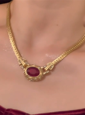 镶钻椭圆项链轻奢高级感